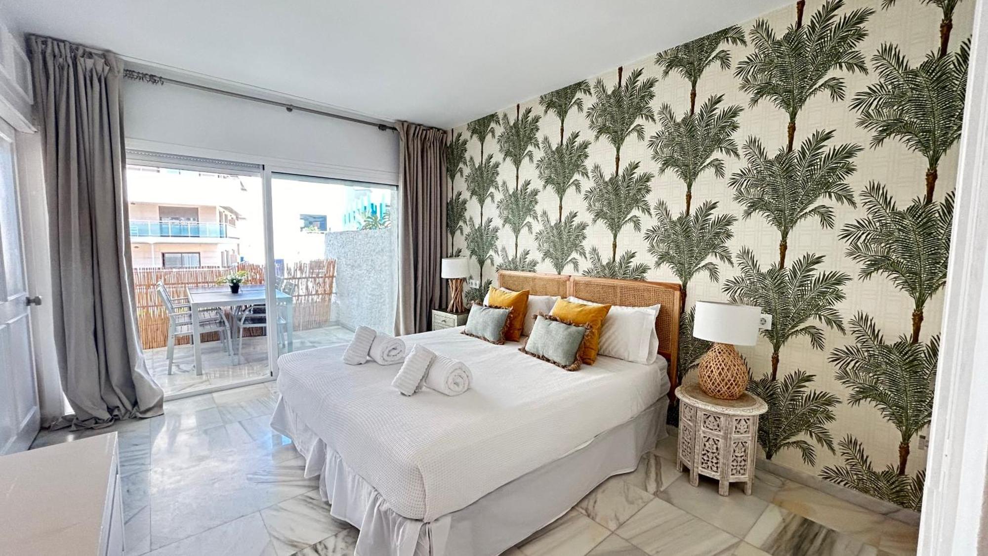 Center New And Luxurious On The 627 Apartemen *