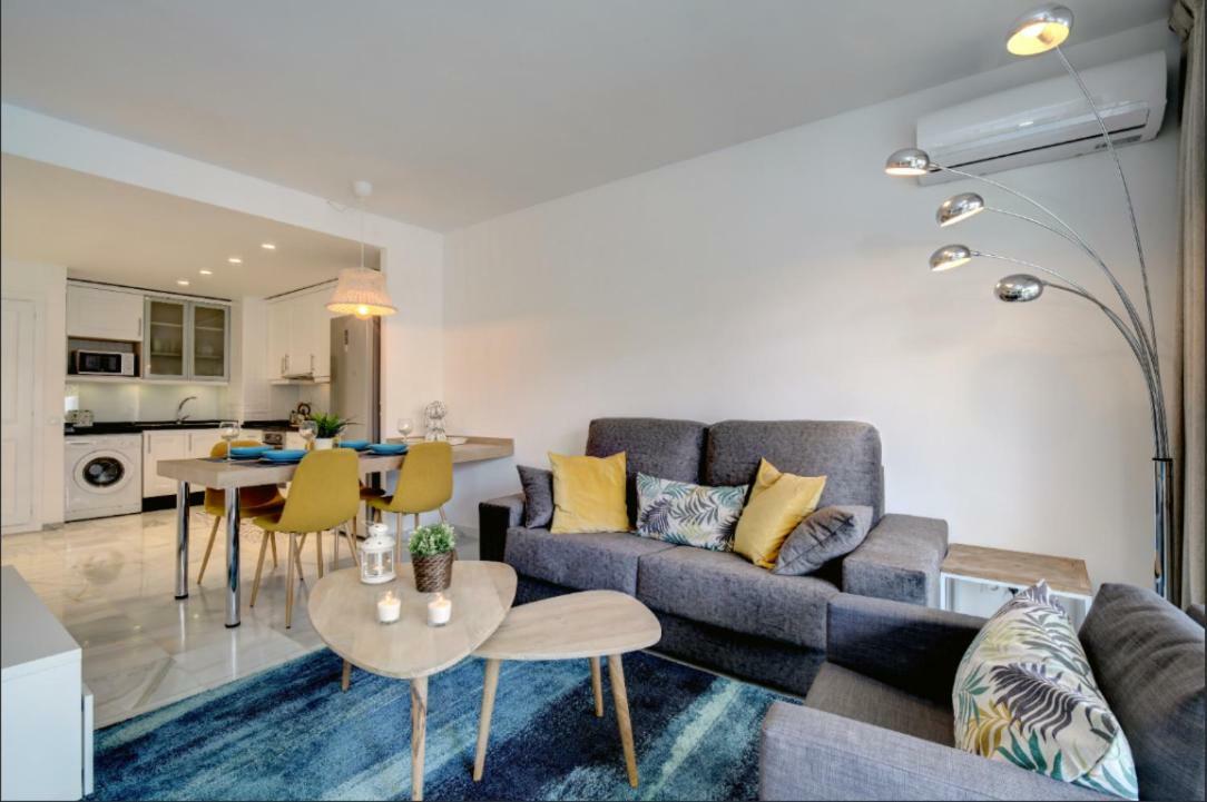 Center New And Luxurious On The 627 Apartemen